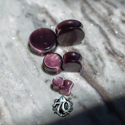 Lilac Purple Cat Eye Plugs, Double Flared Pair Glass Plugs for Stretched Ears 70 Knot
