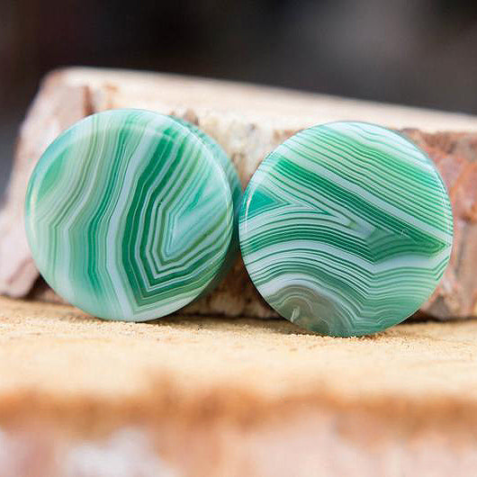 縞瑪瑙 卵石 緑 striped agate Green Striped Agate Plugs, Double Flared Pair, Organic Plugs– 70 Knots