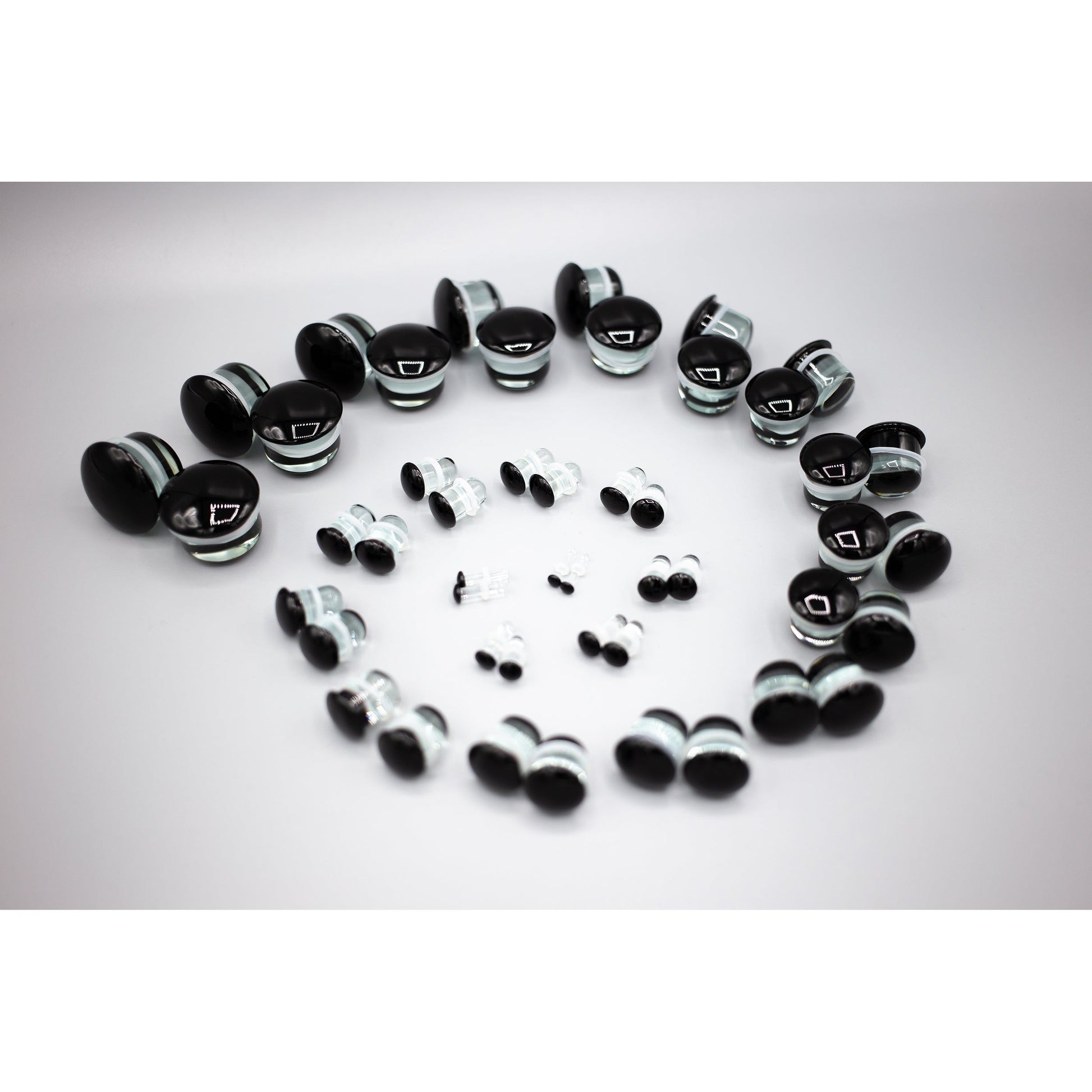 Glass Single Flared Plug Pair, Black:  2mm to 25mm for Dead Stretching or Daily Wear - 70 Knots