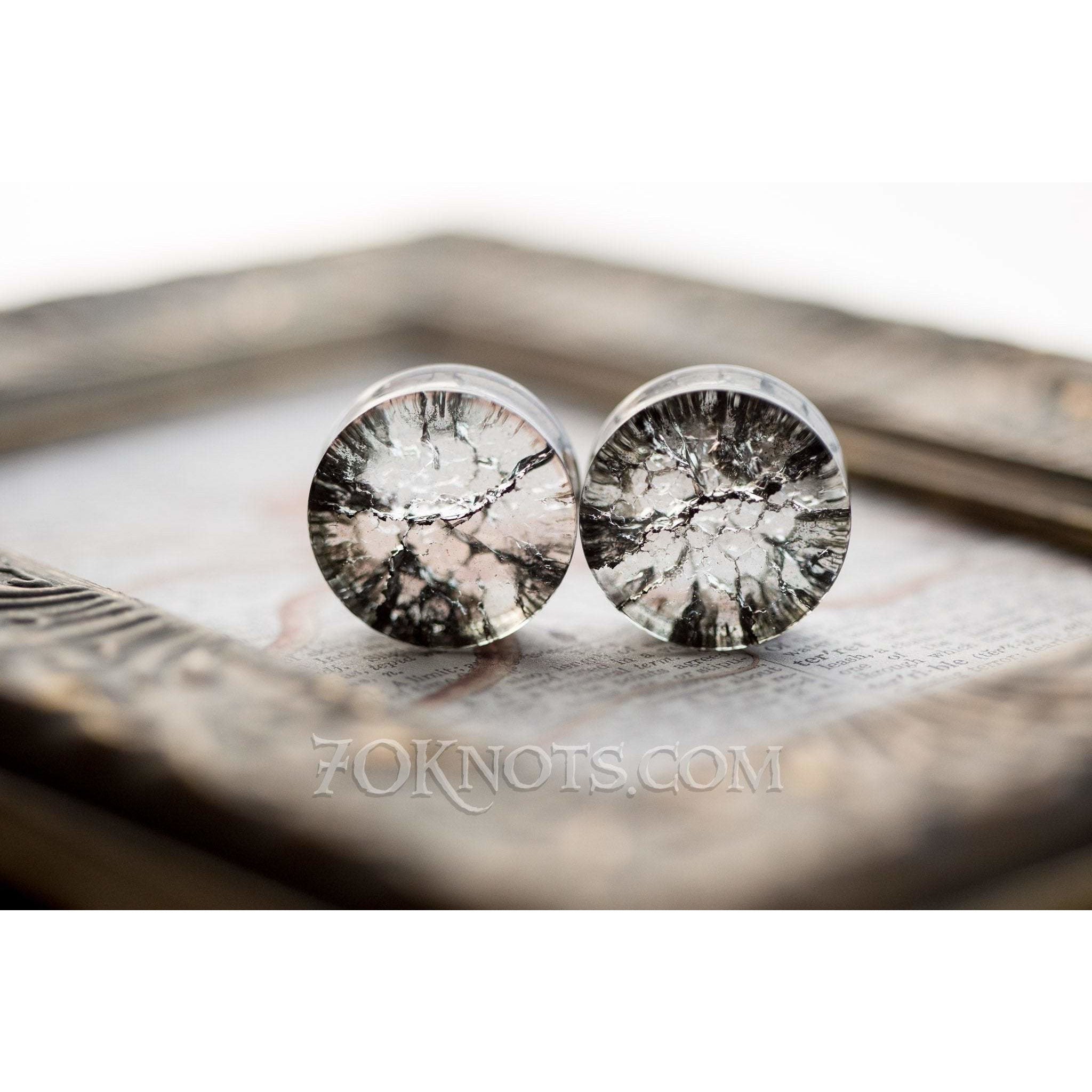 Black Cracked Glass Double Flared Plugs, Pair - 70 Knots